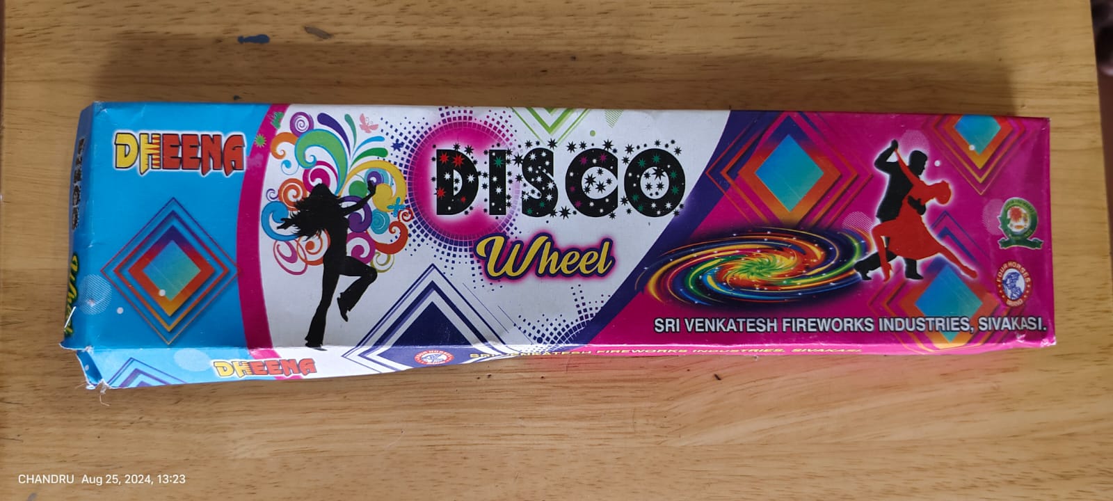 CL Crackers Plastic Deluxe Wheel 